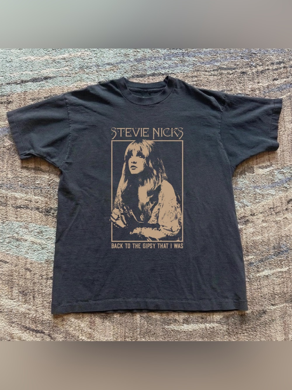 Stevie Nicks Black Graphic T-Shirt - Picture 1 of 6